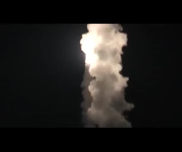 АПРК «Владимир Мономах» произвел залповый пуск ракет
