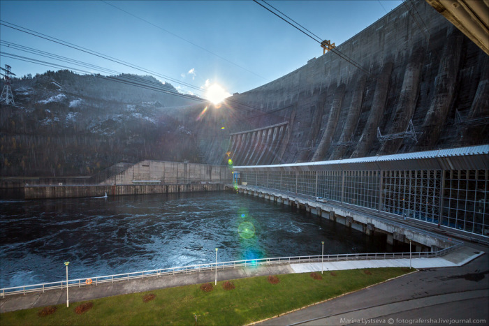 Экскурсия по восстановленной Саяно-Шушенской ГЭС (58 фото)