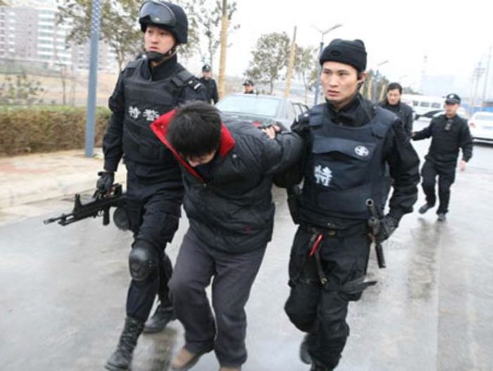 Преступления, карающиеся расстрелом в Китае (6 фото + текст)