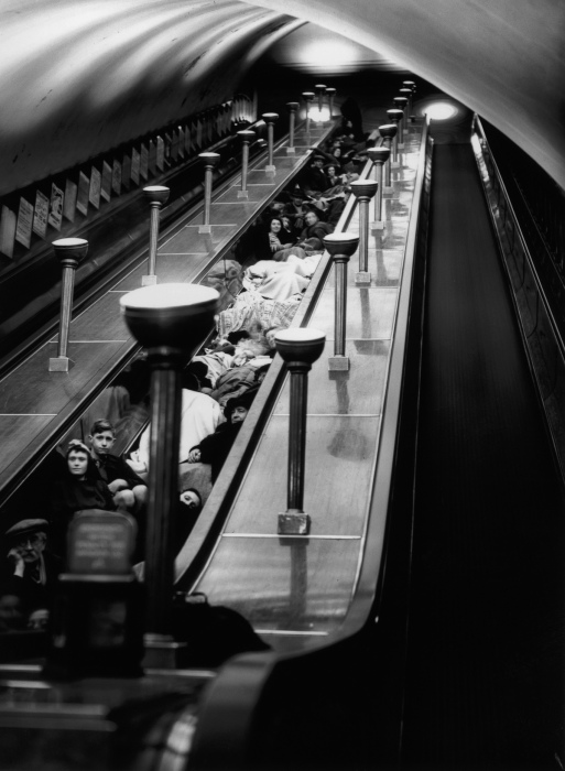 Станции метро Лондона во время бомбардировок 1940 - 1941 года (30 фото)