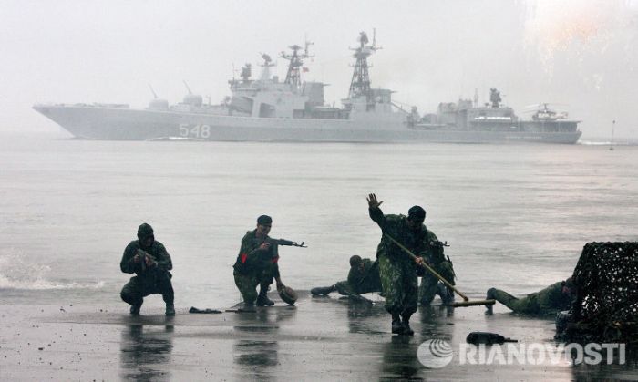 Морская пехота России отмечает свое 310-летие (20 фото)