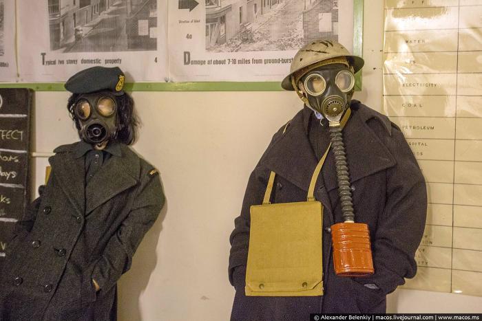 Экскурсия по британскому бункеру на случай ядерной войны (31 фото)