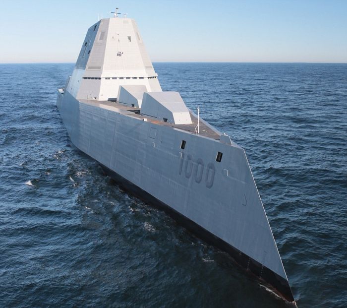 В США сошел на воду самый большой эсминец Zumwalt (9 фото)