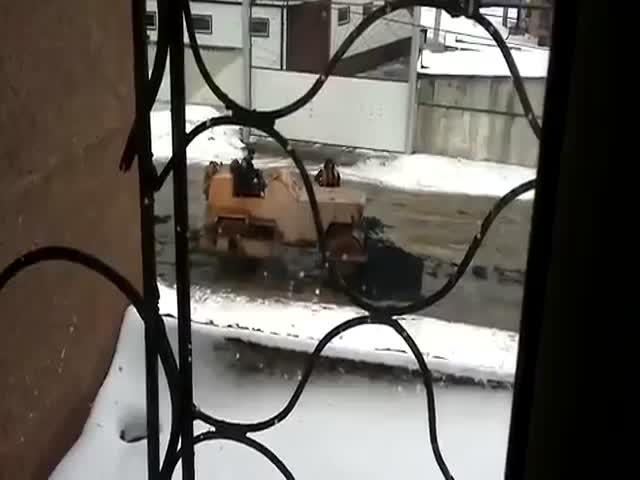Омские дорожники проводят ямочный ремонт