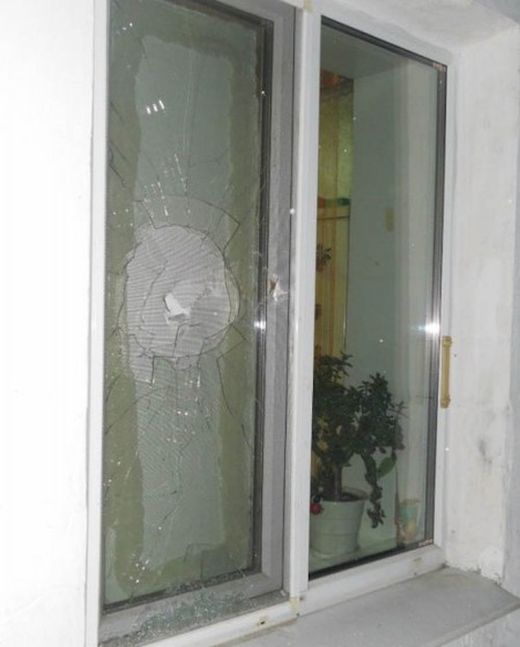В Нижнем Тагиле под удар коллекторов попали соседи должника (10 фото)