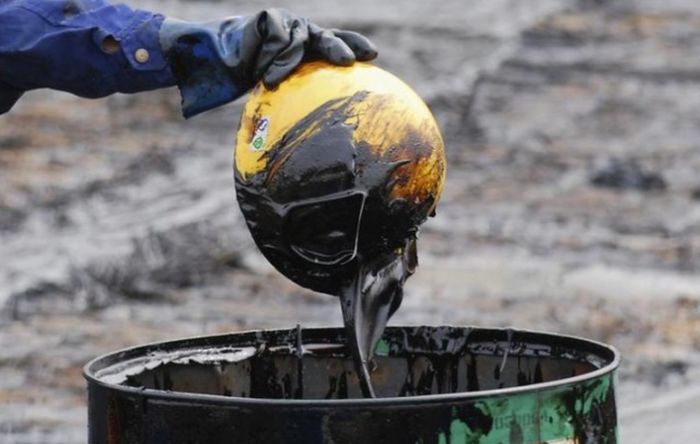 Что представляет собой баррель нефти и что из него можно получить (картинка)