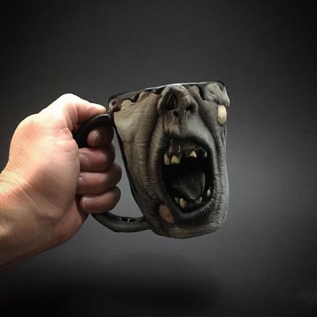 Реалистичная зомби-кружка от Кевина Мерка (10 фото)