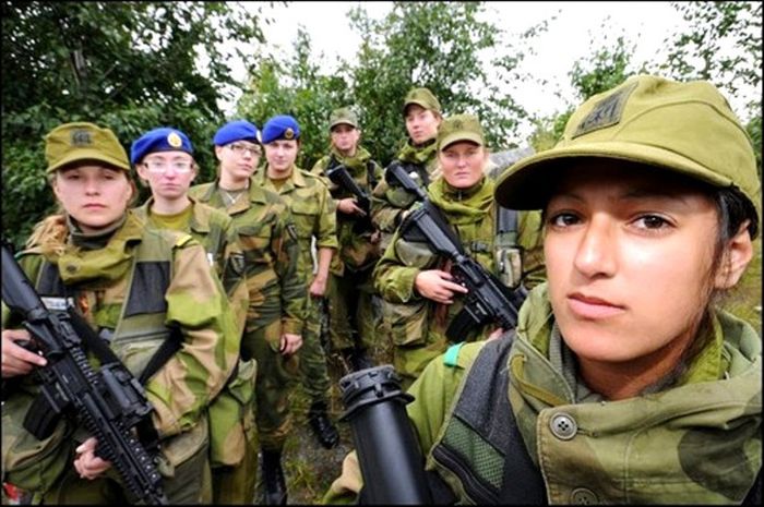 Равенство полов на примере норвежской армии (4 фото)