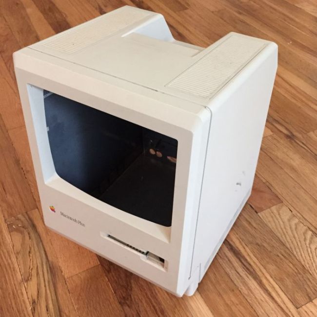 Самодельная урна из старого компьютера Apple Macintosh (26 фото)