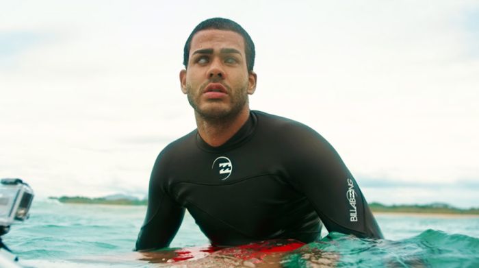 Дерек Рабело - незрячий бразильский парень, ставший профессиональным серфером (9 фото)