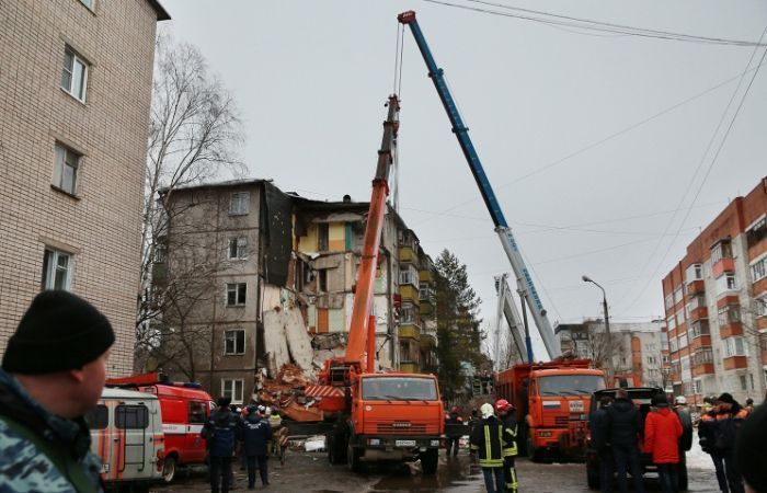 В Ярославле из-за взрыва бытового газа частично обрушился жилой дом (11 фото)