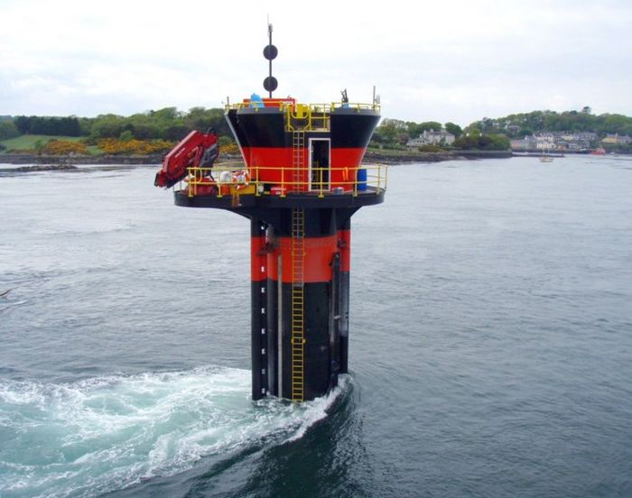 Самый большой подводный ветрогенератор в мире (10 фото)