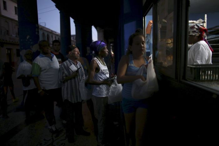 Повседневная жизнь на Кубе (33 фото)