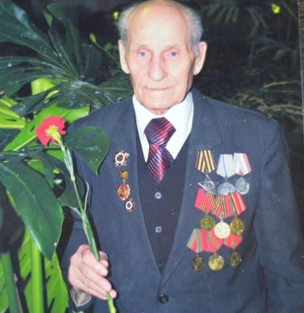 ОВ больнице Свердловской области избили 92-летнего ветерана ВОВ (2 фото)