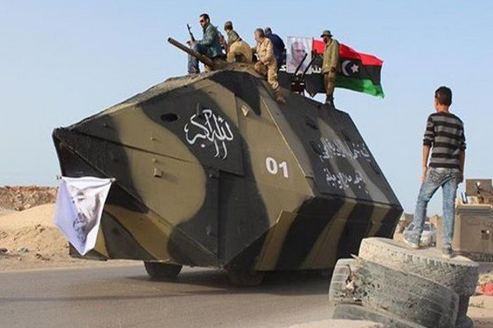 Самодельный бронетранспортер сил специального назначения Ливии (5 фото)
