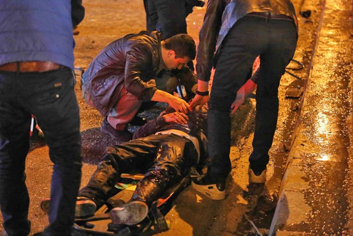 В деловом центре Анкары произошел крупный теракт  (14 фото + 2 видео)