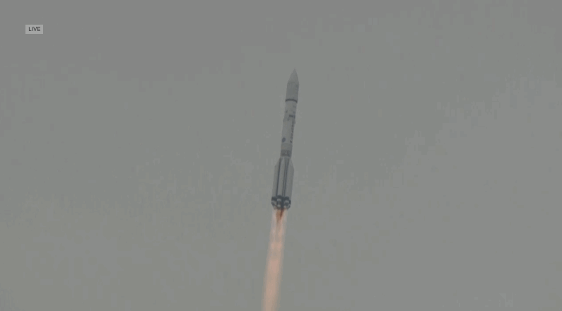 С космодрома Байконур успешно стартовал ракета-носитель «Протон-М» с марсианским модулем «Скиапарелли» на борту (5 фото)