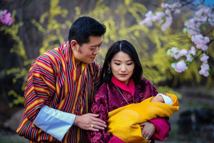 В Бутане рождение принца отпразднуют высадкой леса из 108 000 деревьев (8 фото)