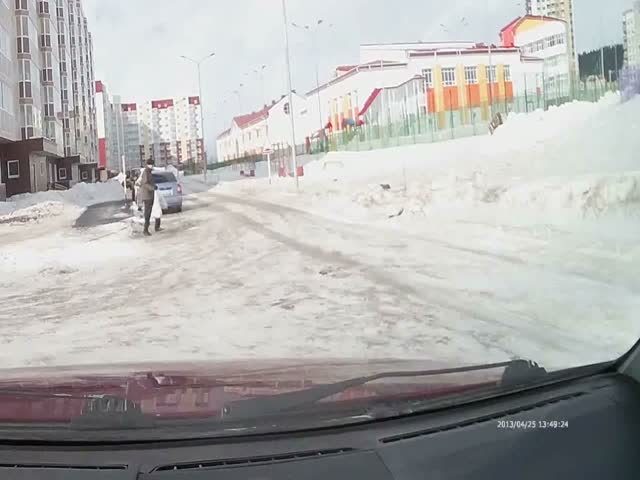 Обычный ветреный день в Ханты-Мансийске