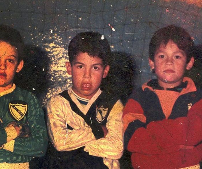 Известные футболисты в детстве (23 фото)