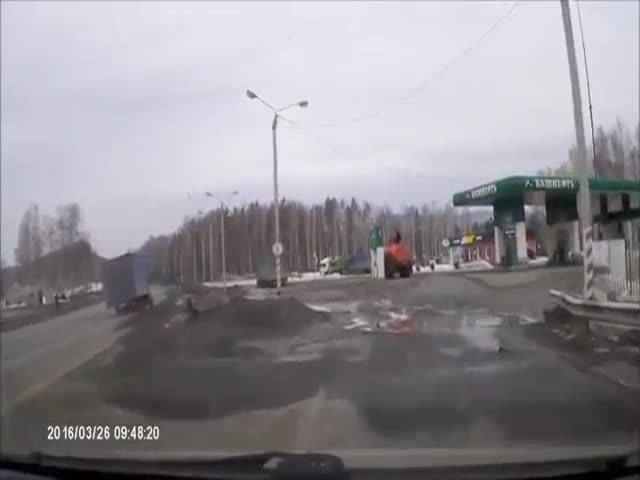 Неприятный инцидент на дороге