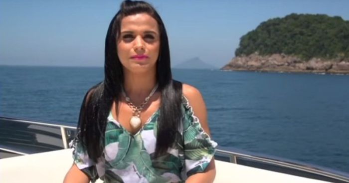 Бразильское реалити-шоу с одним парнем, одной девушкой и девятью трансгендерами (11 фото + видео)