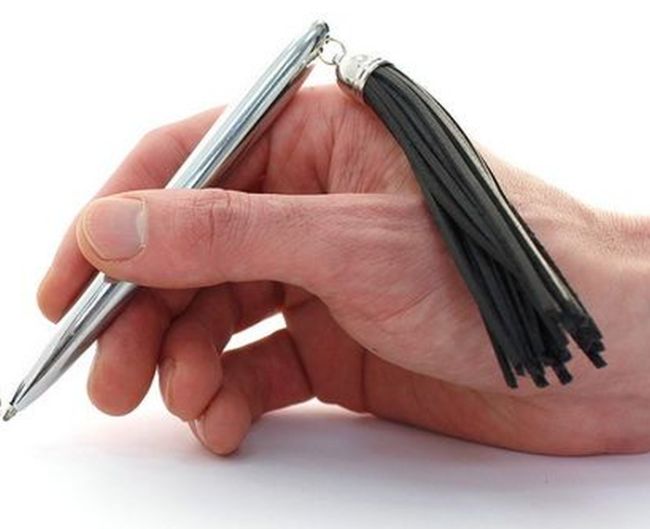 Пишущая ручка для поклонников садомазохизма (5 фото)