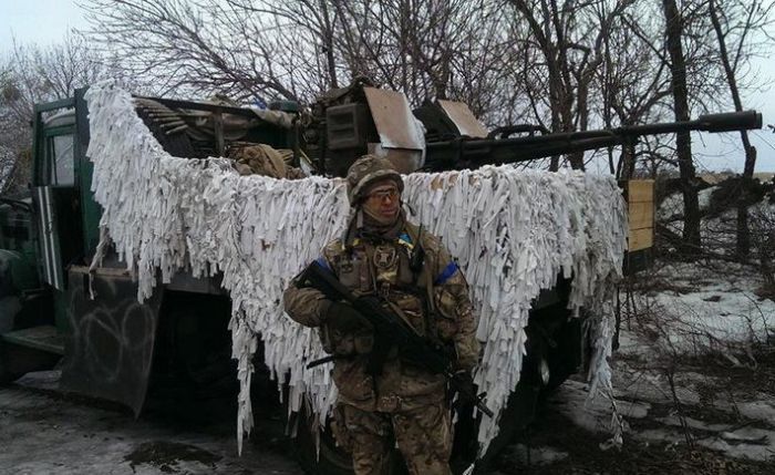 Самые запоминающиеся образцы самодельной украинской бронетехники (32 фото)