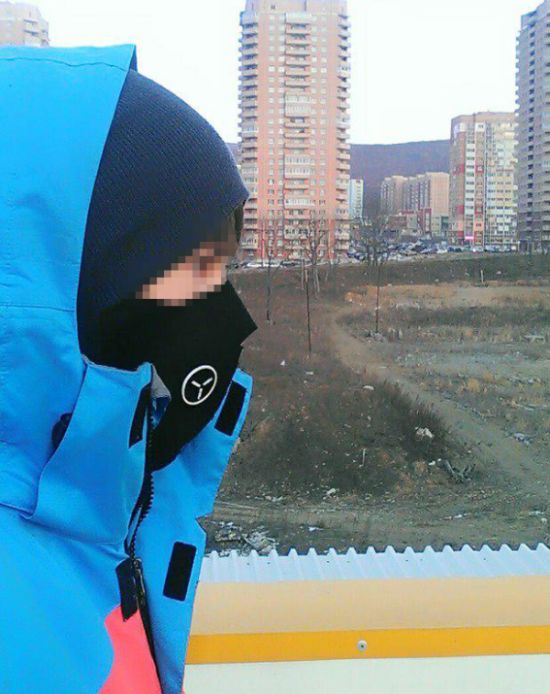 Во Владивостоке задержан лидер группы подростков-вымогателей (7 фото)