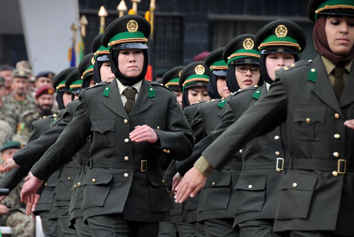 Женщины-военнослужащие в армиях разных стран мира (20 фото)