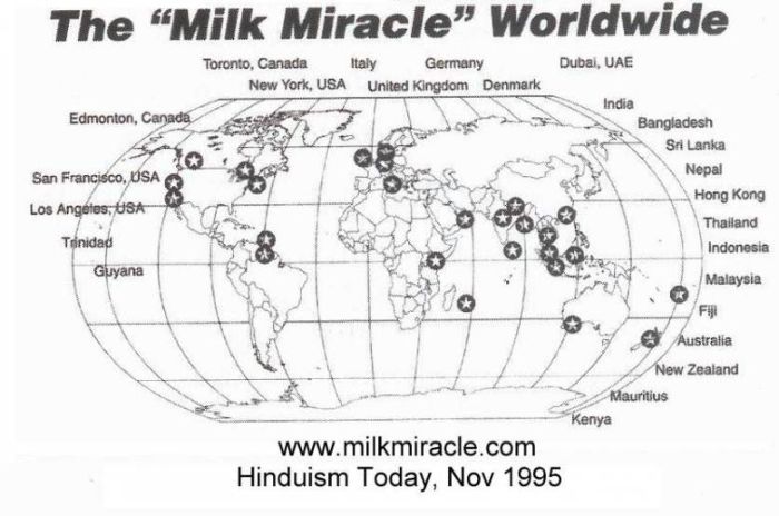 Как индуистские божества молоко пили (6 фото + 3 видео)
