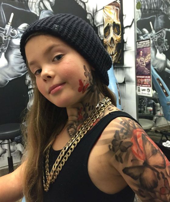 Тату мастер из Новой Зеландии порадовал детишек временными татуировками (7 фото)