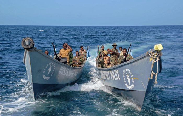 Кто и как победил сомалийских пиратов (8 фото)