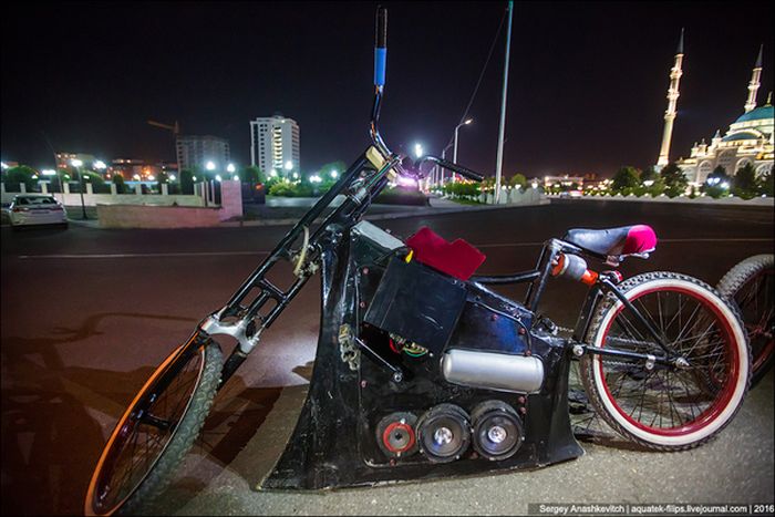 Чеченские заниженные велосипеды (9 фото + видео)