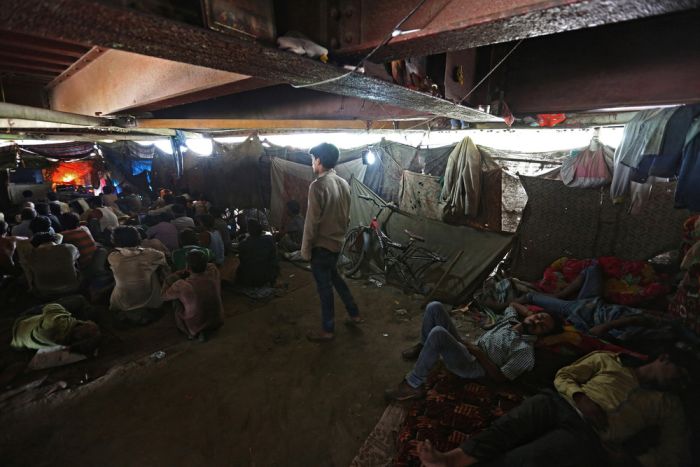 Кинотеатр для бедных в Индии (16 фото)