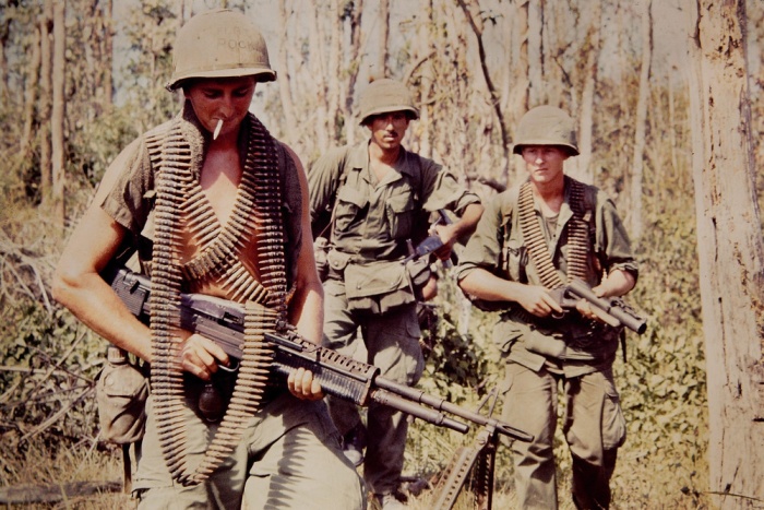 Быт американских солдат во время войны во Вьетнаме (15 фото)