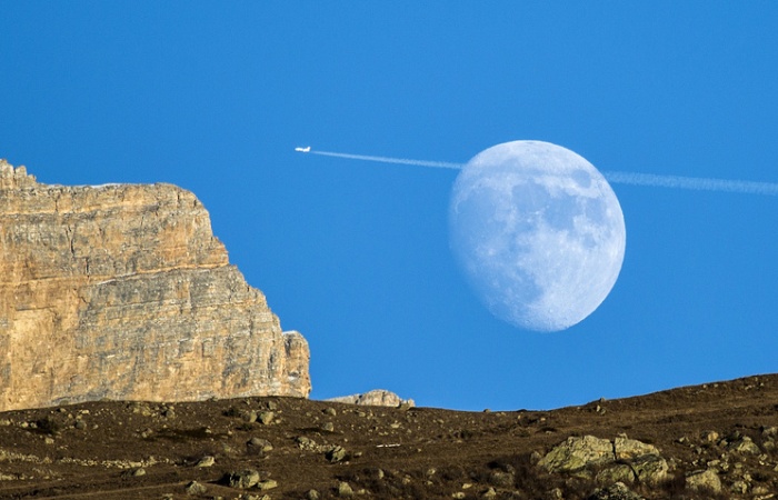 «Роскосмос» работает над проектом обитаемой лунной базы (4 фото)