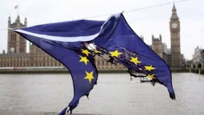 Граждане Великобритании проголосовали за выход из ЕС (10 фото)