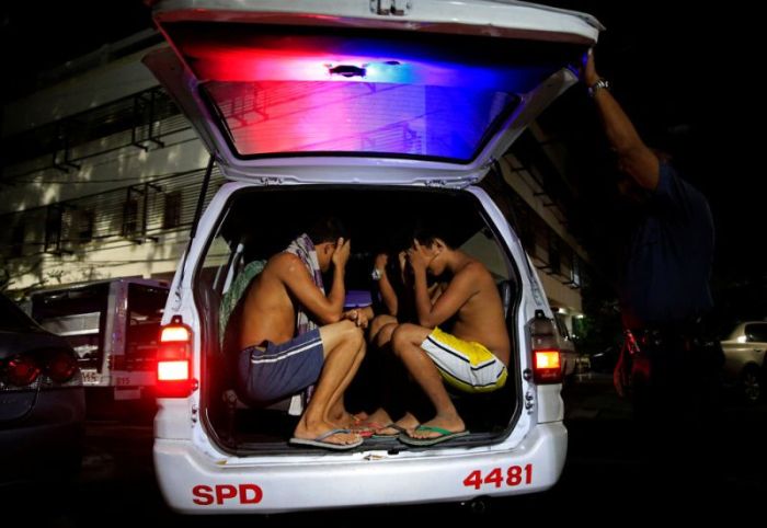 Филиппины объявили войну преступному миру (25 фото)