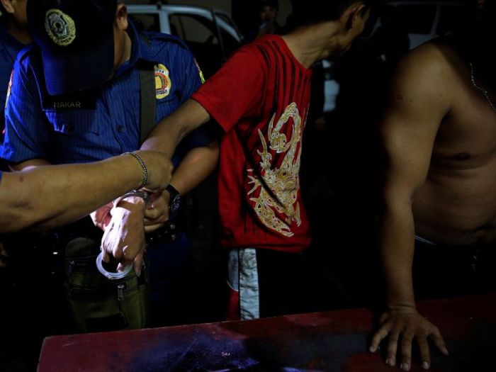Филиппины объявили войну преступному миру (25 фото)
