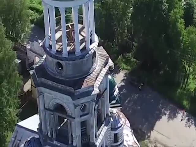 В Торжке пара занялась сексом на колокольне монастыря
