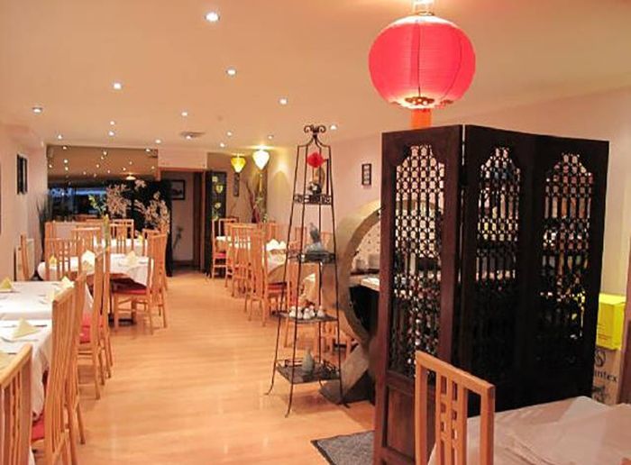 Кухня китайского ресторана (12 фото)