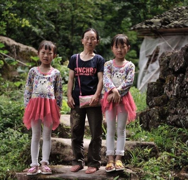 СМИ обнаружили китайскую деревню близнецов (5 фото)