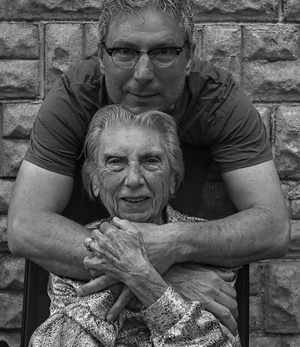 91-летняя женщина стала фотомоделью (11 фото)
