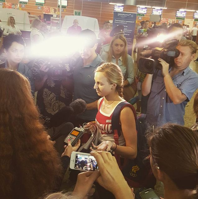 В аэропорту Шереметьево состоялись проводы олимпийской сборной России (6 фото)