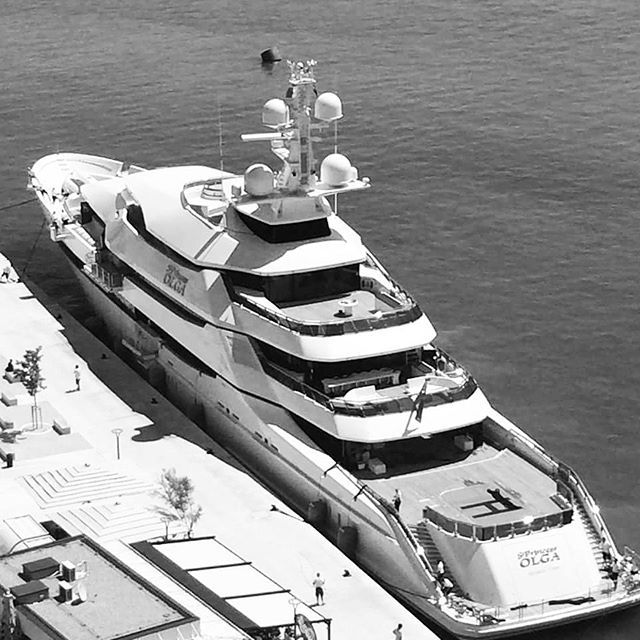 Одна из самых больших в мире яхт может принадлежать предполагаемой жене Игоря Сечина Ольге (5 фото + видео)