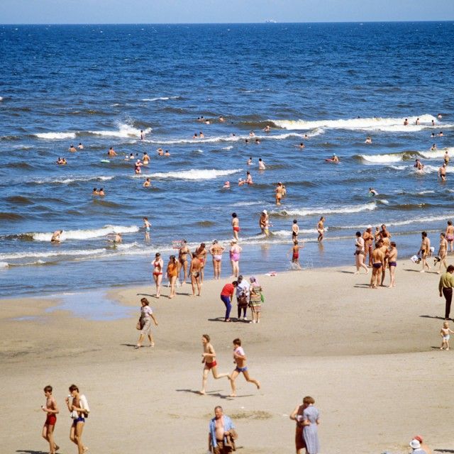 Каким мог бы быть Instagram гражданина СССР, вернувшегося из отпуска (26 фото)
