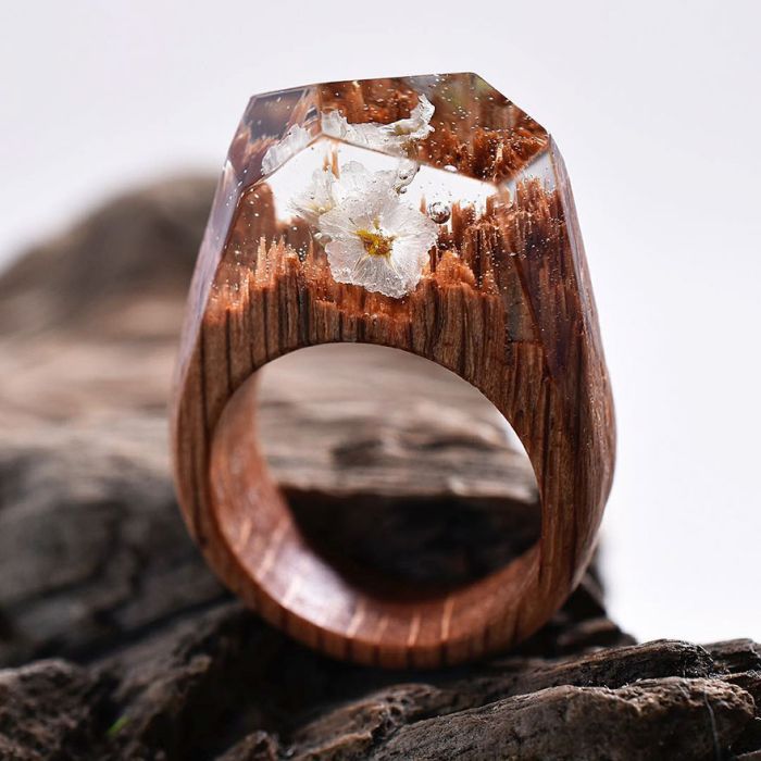 Оригинальные кольца из дерева (14 фото)