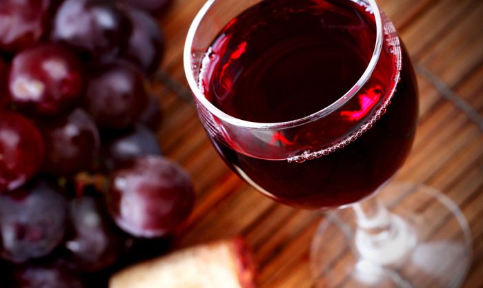 9 причин полюбить красное вино (3 картинки)