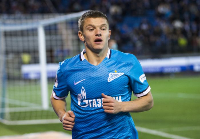 Игрок «Зенита» Олег Шатов подарил родному Нижнему Тагилу стадион за 13 млн рублей (4 фото)